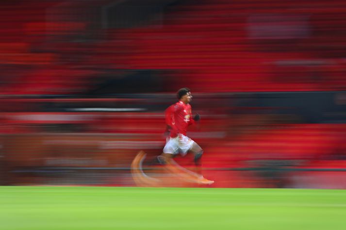 Marcus Rashford meiddist lítillega gegn Liverpool um helgina en er klár í slaginn annað kvöld.