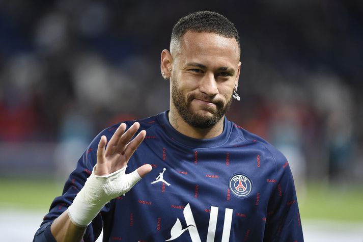 Neymar lék með liði Paris Saint-Germain frá 2017 til 2023.