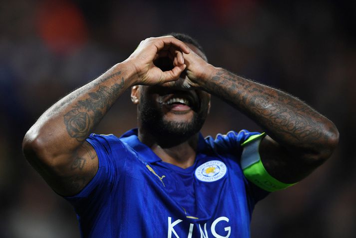 Wes Morgan fagnar marki sínu.