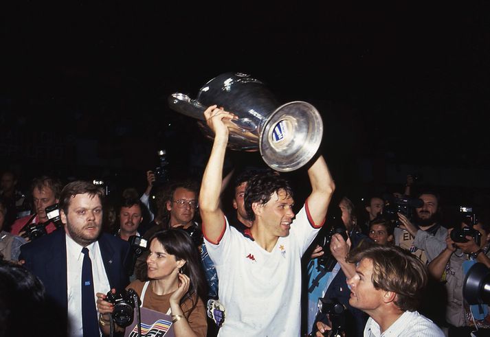 Marco van Basten varð tvisvar sinnum Evrópumeistari með AC Milan.