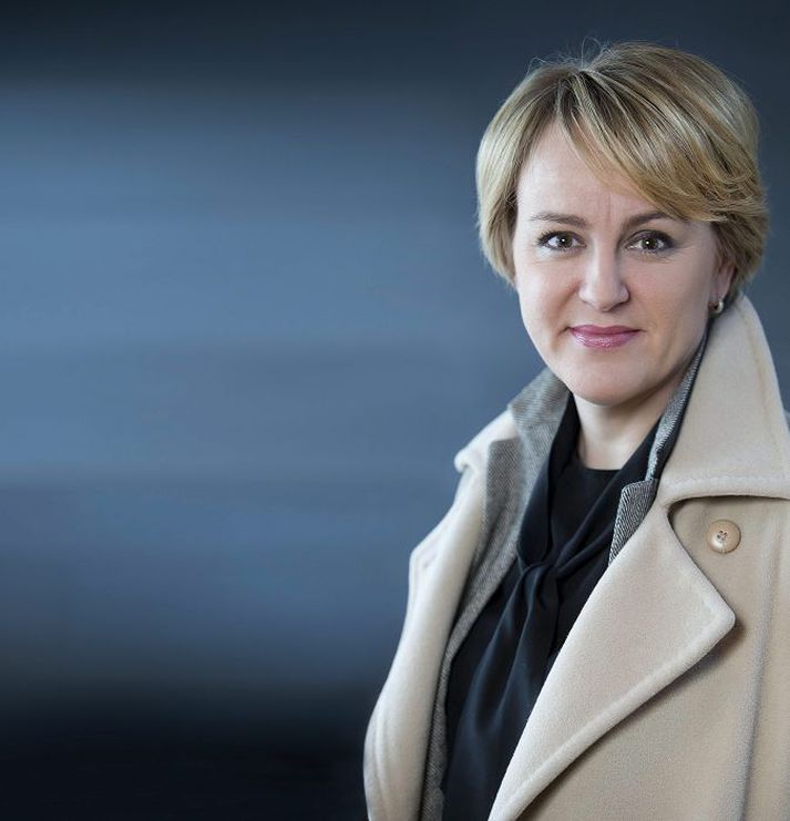 Hanna Birna Kristjánsdóttir innanríkisráðherra segir ráðuneytið meðvitað um að skoða þurfi breytingar á nauðungarvistunum.