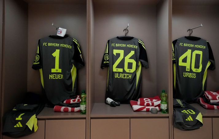 Markverðirnir Manuel Neuer, Sven Ulreich og Jonas Urbig eru allir meiddir hjá Bayern München.