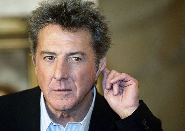 Dustin hoffman Hoffman leikur kaupsýslumann sem gengur allt í haginn í starfi sínu. Fjölskyldan er aftur á móti meira vandamál.