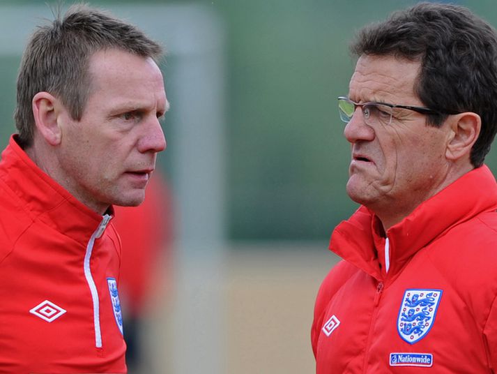 Stuart Pearce með Fabio Capello, þjálfari enska landsliðins.