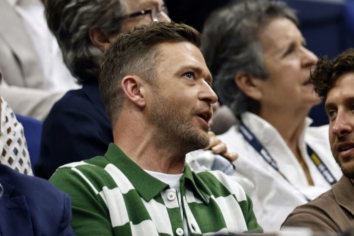 Töluverð reiði aðdáenda Britney Spears hefur beinst að Justin Timberlake, fyrrverandi kærasta hennar. 