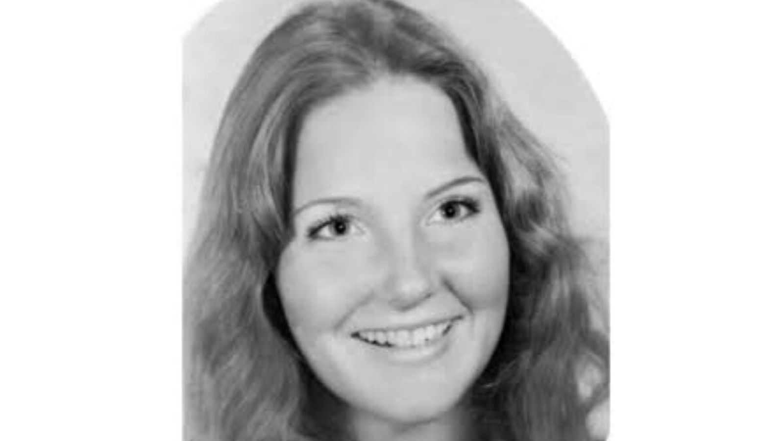 Ted Bundy tengdur við 52 ára gamalt ó­leyst morð