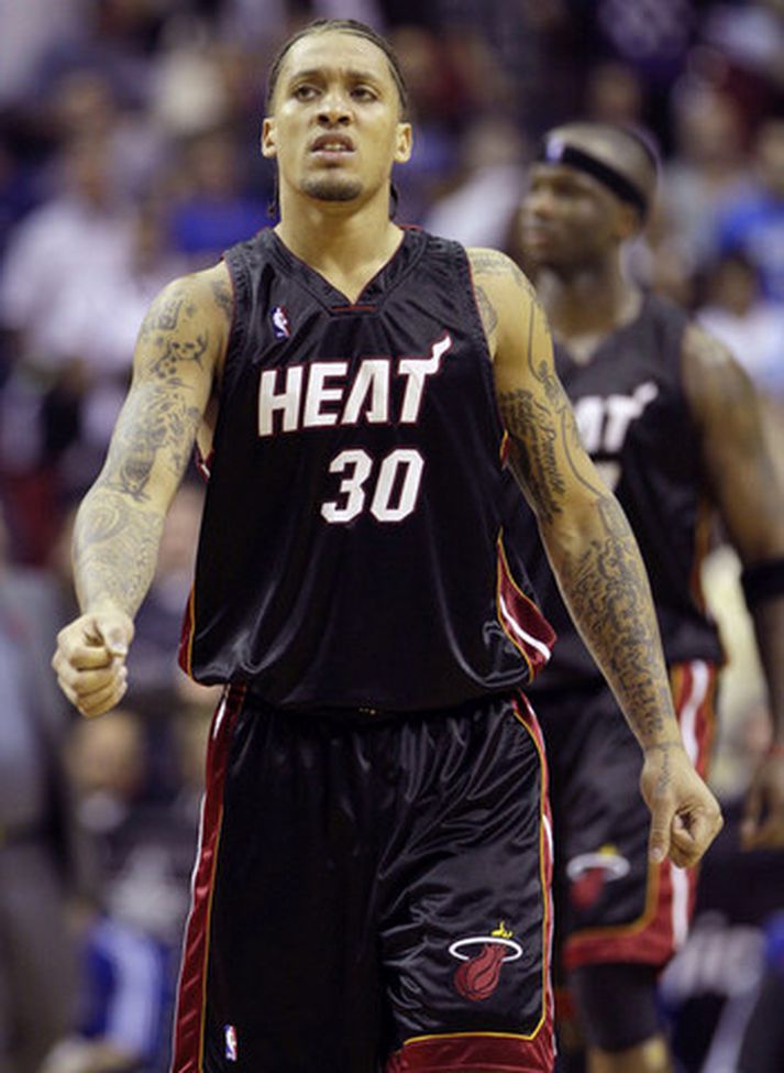 Michael Beasley var hetja Miami í nótt.
