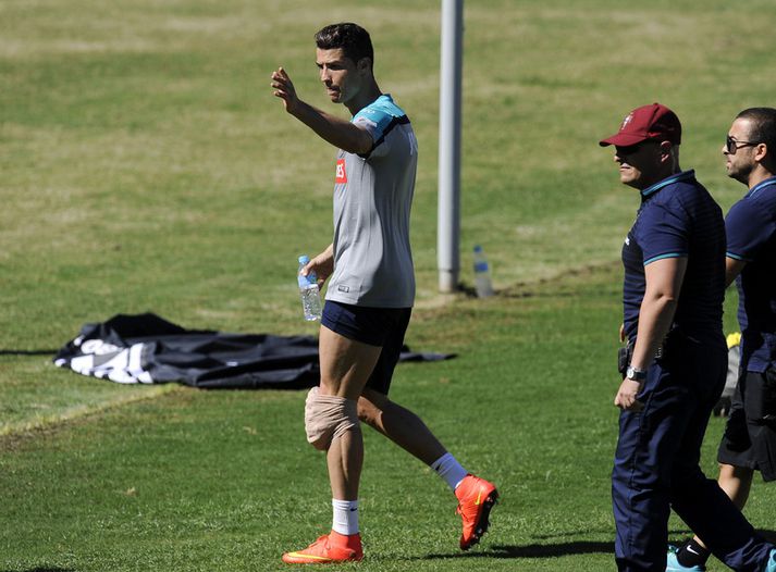 Ronaldo eftir æfinguna í dag.