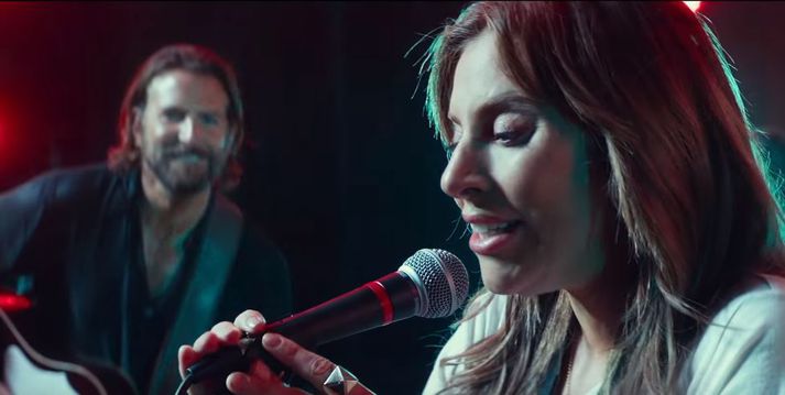 Lady Gaga fer á kostum í kvikmyndinni A Star is Born.