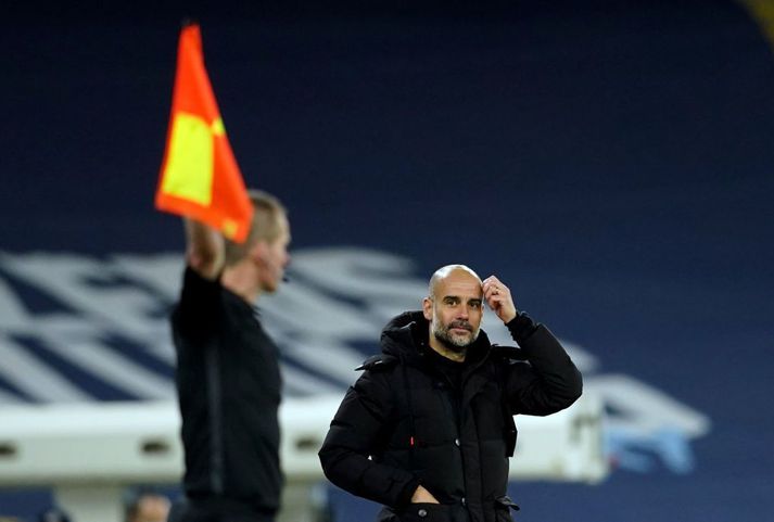 Pep Guardiola á hliðarlínunni í dag.