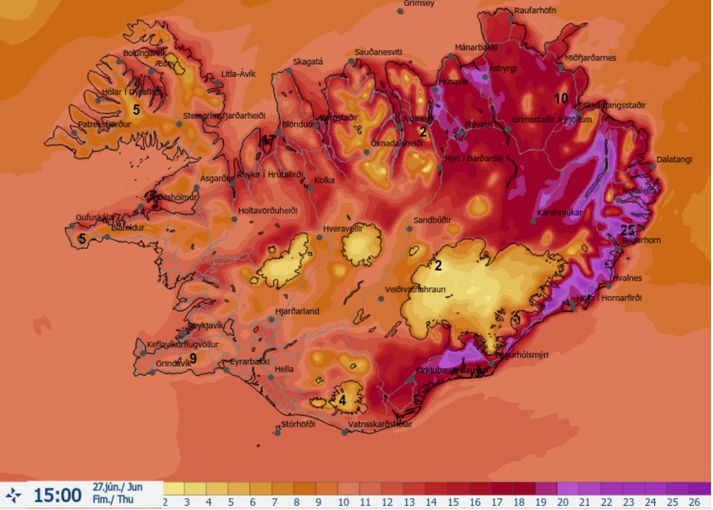 Hitaspáin síðdegis í dag. Það er hlýtt á Austurlandi en öllu svalara fyrir vestan.