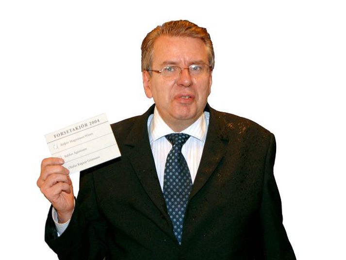 Safnar nú kröftum úti í Danaveldi fyrir komandi forsetakosningar en Ástþór ætlar fram.