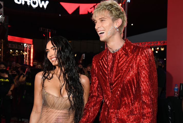 Megan Fox og Machine Gun Kelly saman á MTV verðlaununum á síðasta ári.