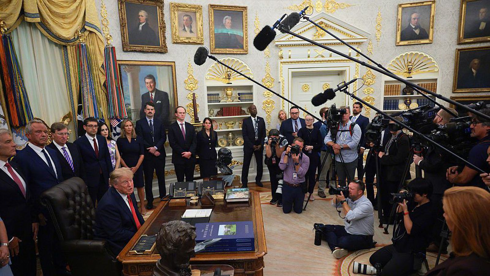 Bannaði Trump að banna fjöl­miðla