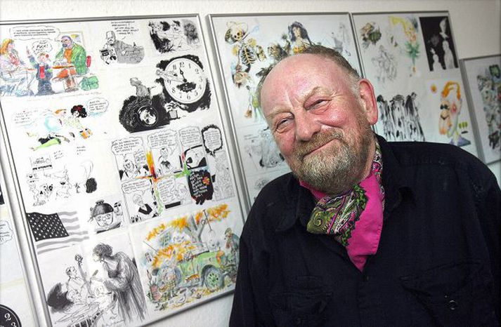 Kurt Westergaard Danski skopteiknarinn gat forðað sér inn í sérútbúið herbergi á heimili sínu. fréttablaðiÐ/AP