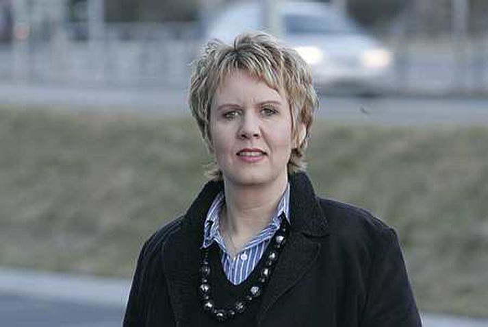 Elsa B. Friðfinnsson telur að tryggja þurfi erlendum hjúkrunarfræðingum nægan tíma til aðlögunar og góða íslenskukennslu.