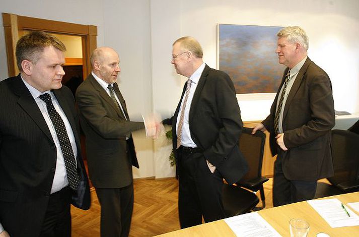 Forsvarsmenn Landssamtaka lífeyrissjóða funduðu með fjármálaráðherra snemma á þessu ári. Fréttablaðið/Pjetur