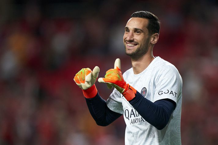 Sergio Rico er leikmaður Paris Saint-Germain en lék áður með Sevilla og Fulham á Englandi.