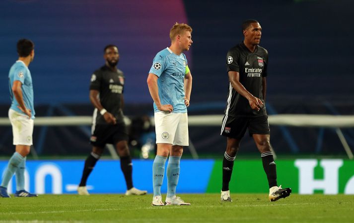 De Bruyne átti góðan leik í gærkvöld en það dugði ekki til.
