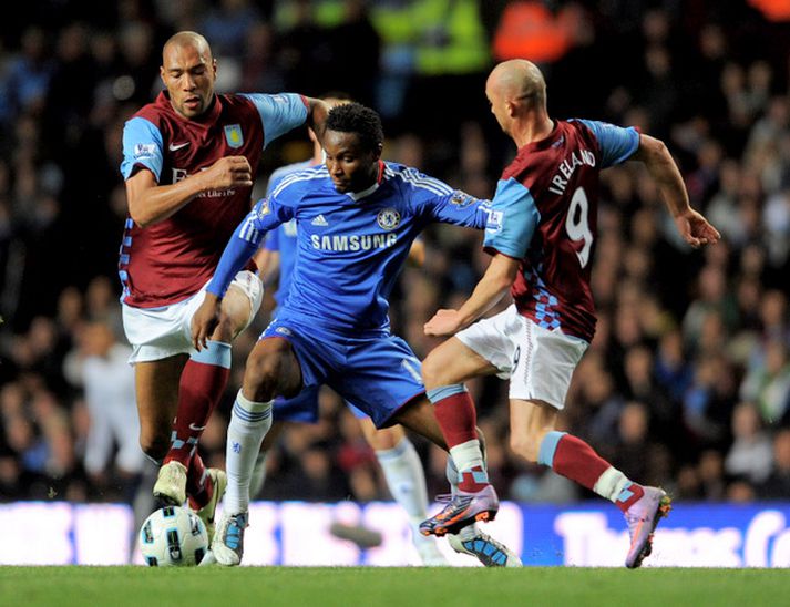 John Obi Mikel í leik með Chelsea.