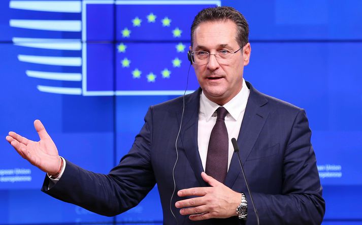 Heinz-Christian Strache, vara-kanslari Austurríkis hefur sagt af sér embætti varakanslara