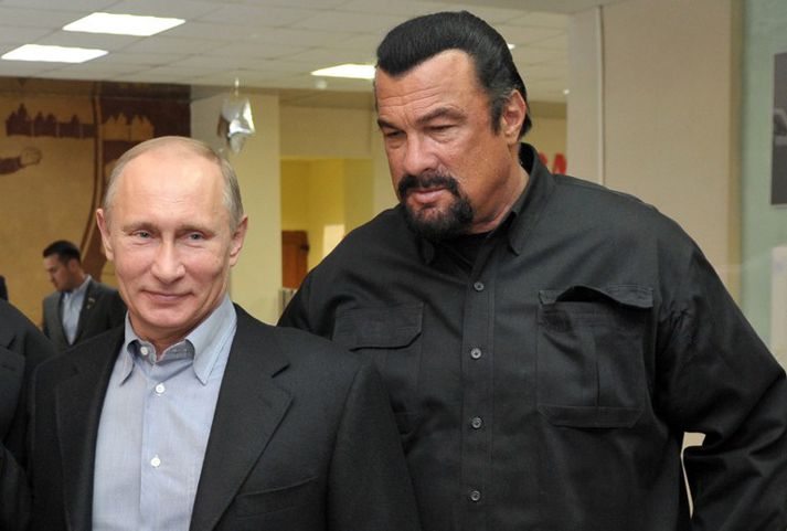 Vladimír Pútín og Steven Seagal eru félagar.
