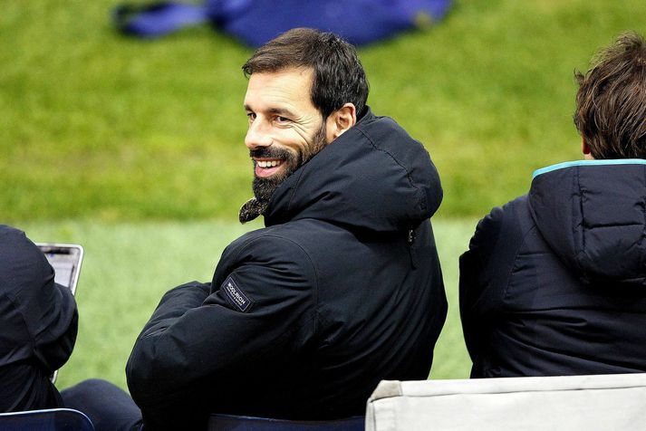 Nistelrooy þegar hann stjórnaði U19 liði PSV