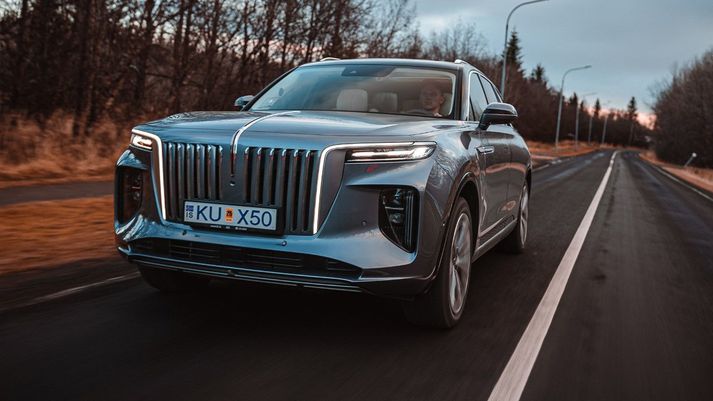 Hongqi eHS-9-bíllinn er þvílíkur lúxusbíll.