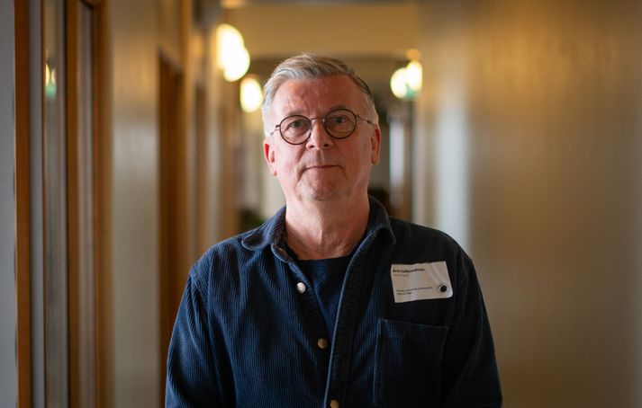 Árni segir þetta skýrt brot á áfengislöggjöfinni. 