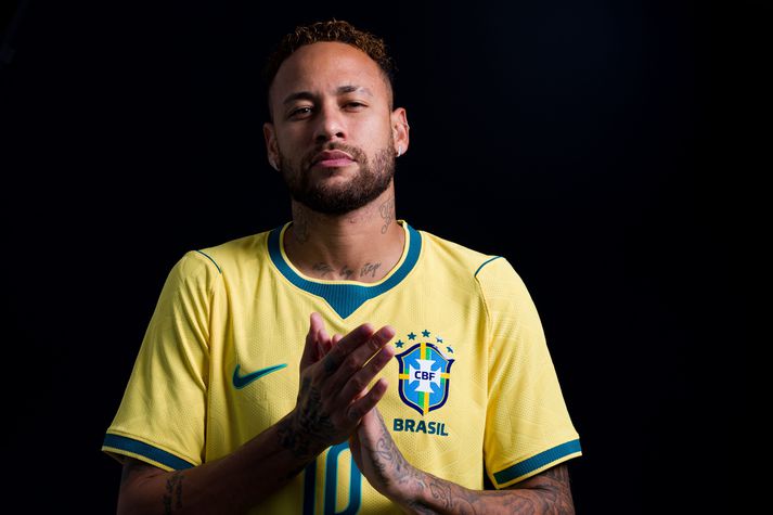 Neymar er enn að glíma við meiðsli í kálfa og verður ekki með í fyrsta leik heimsmeistaramótsins.