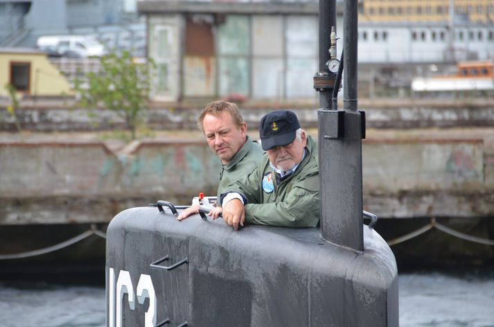 Peter Madsen, til vinstri, í kafbátnum sínum Nautius sem hann smíðaði sjálfur.