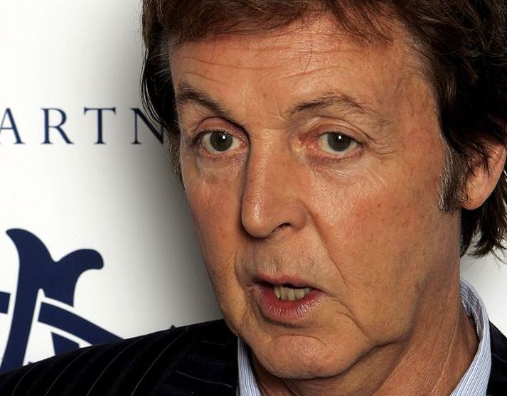 Paul McCartney sendi öryggisverð sína til að ná í ómetanleg málverk og ljósmyndir af dóttur sinni.