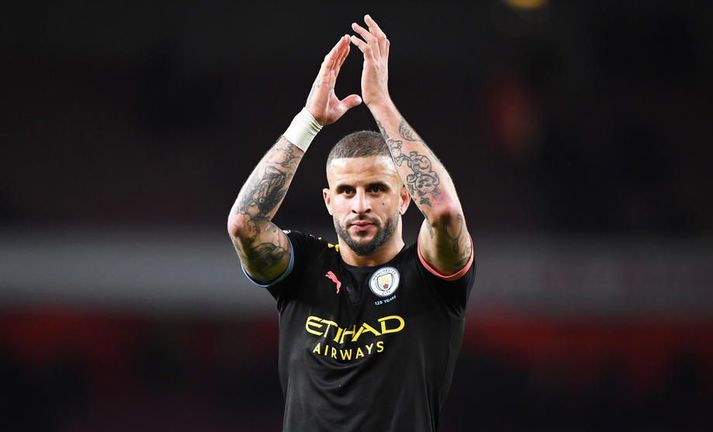 Kyle Walker sýndi mikla hræsni í síðustu viku með því að bjóða fylgdarkonum í heimsókn en hvetja um leið aðra til að fylgja leiðbeiningum til að hamla útbreiðslu kórónuveirufaraldursins.