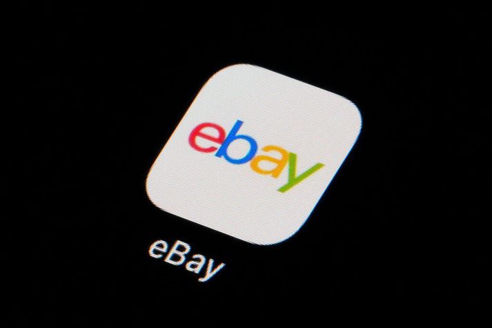 eBay er eitt stærsta netmarkaðstorg heims þar sem einstaklingar og fyrirtæki geta keypt og selt vörur. Fyrirtækið var stofnað árið 1995 í Kaliforníu í Bandaríkjunum.