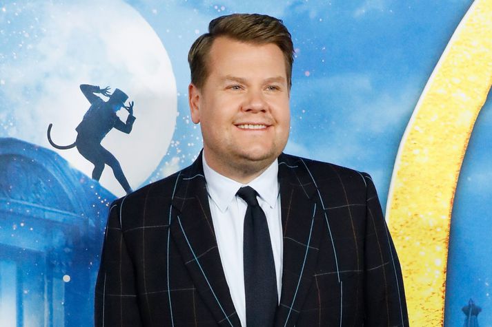 James Corden skreytir forsetaskrifstofuna.