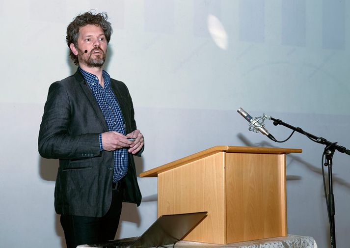 Dagur B. Eggertsson borgarstjóri hefur flutt skrifstofu sína tímabundið í Breiðholtið. Skrifstofa borgarstjóra verður í Menningarmiðstöðinni Gerðubergi næstu tvær vikurnar. 