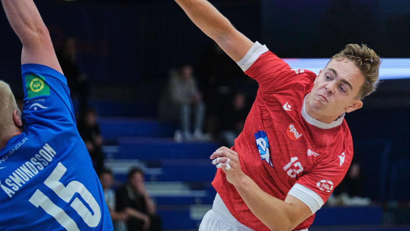 Aftur­elding - Valur | Al­vöru toppslagur í Mosó