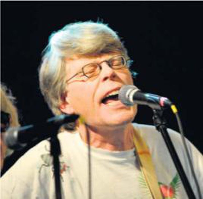 Rithöfundurinn Stephen King á tónleikum í Los Angeles í sumar.