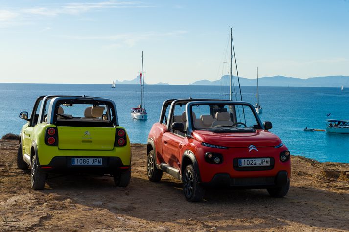 Citroen E-Mehari rafmagnsbílar á Formentera.