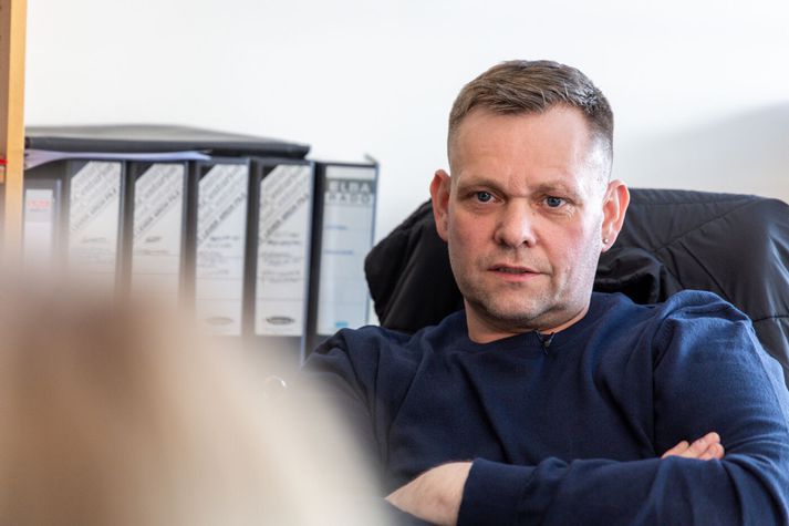 Guðmundur Ingi Þóroddsson formaður Afstöðu er hörkuduglegur við að smala fólki í Samfylkinguna en prófkjör fer fram eftir 17 daga. Hann hefur enn ekki myndað kosningabandalag með neinum öðrum frambjóðanda.