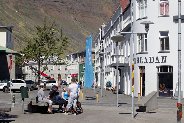 Miðbær Ísafjarðarbæjar, stærsta þéttbýliskjarna Vestfjarða.