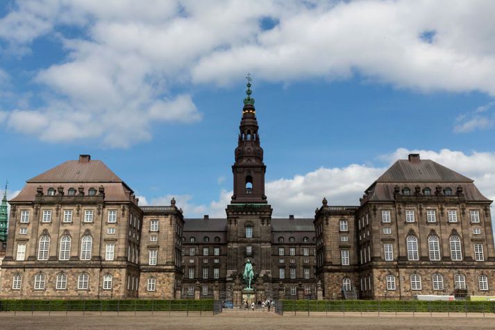Danska þingið er með aðsetur í Christiansborg-höllinni.