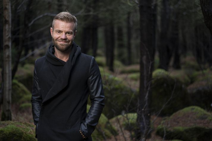 Þegar leið á veturinn þá fór að taka meira á að fela þetta stanslaust. Ég er í vinnunni allan daginn og í sjónvarpinu flest kvöld og er að bögglast með það að ég er aldrei í lagi.  Fréttablaðið/Eyþór