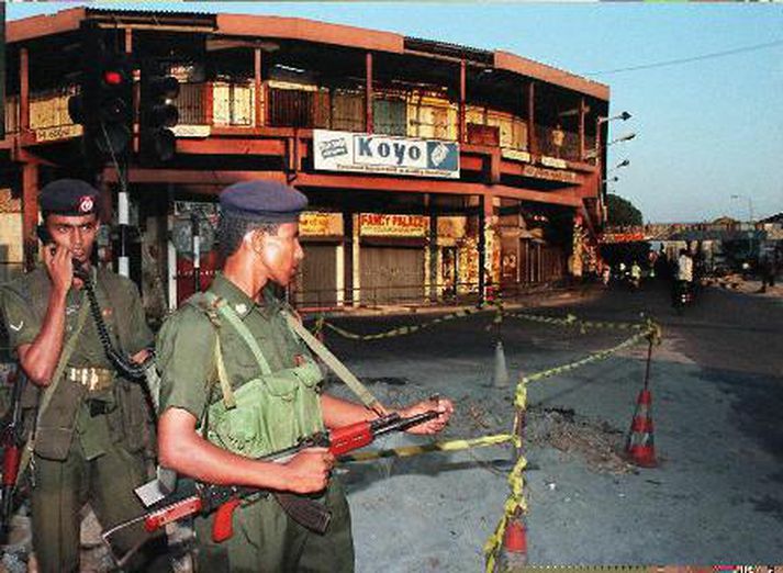 Stjórnarhermenn í Colombo, höfuðborg Sri Lanka.