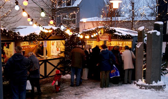 Innbrotið mun þó ekki setja strik í reikninginn og verður fjölbreytt skemmtidagskrá í dag frá klukkan 12-16.