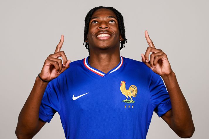 Jérémy Jacquet er franskur unglingalandsliðsmaður og var fyrirliði nítján ára landsliðs Frakka.