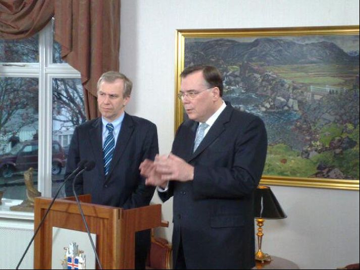 Geir H. Haarde forsætisráðherra og Yves Leterme, forsætisráðherra Belgíu, svara spurningum fréttamanna.