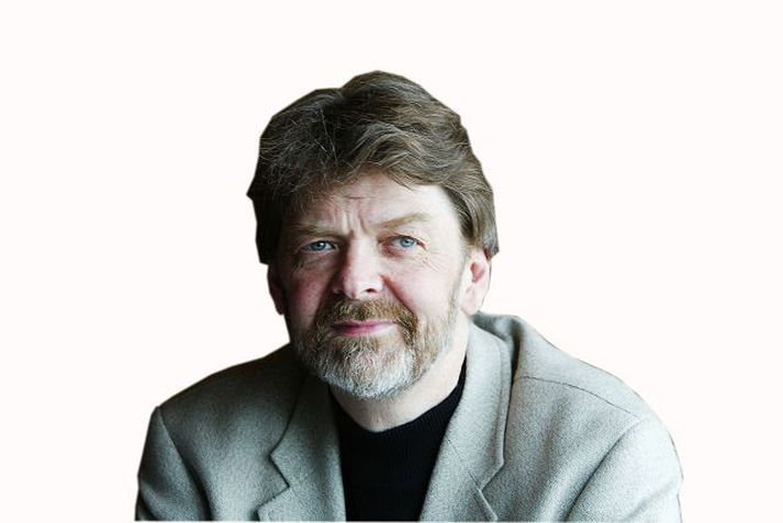 Þau Ágúst Guðmundsson og Áslaug Thorlacius lögðu fram bókun þegar menningar- og ferðamálaráð hafði útnefnt Steinunni Sigurðardóttur fatahönnuð sem borgarlistamann.