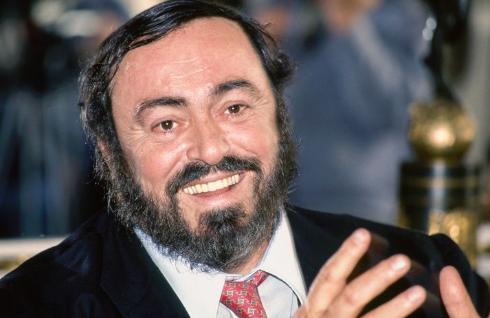 Ítalskir miðlar hafa kallað uppákomuna „Pavarotti á ís“.