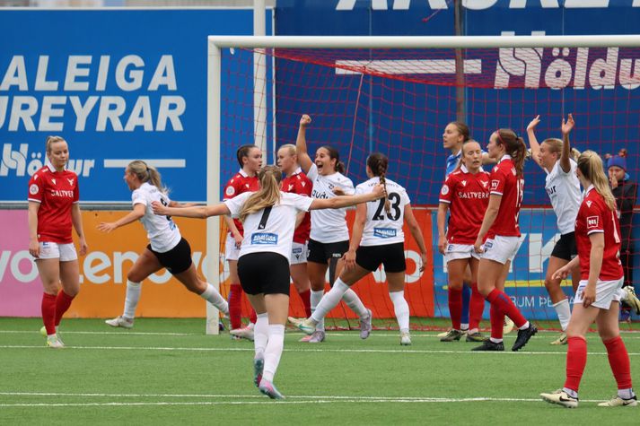FH-ingar fagna.